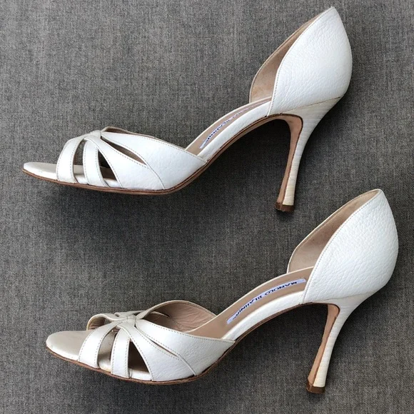 Manolo Blahnik Cream Strappy Heels - Picture 3 of 9